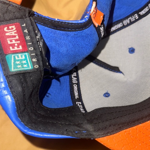 STRAP BACK - Picture 5 of 5